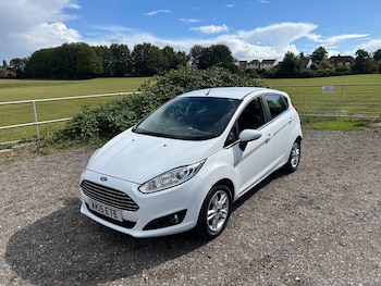 Used Ford Fiesta 2015 for sale - 75975436: Photo