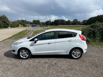Used Ford Fiesta 2015 for sale - 75975436: Photo