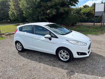 Used Ford Fiesta 2015 for sale - 75975436: Photo