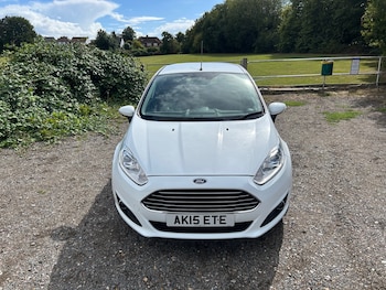Used Ford Fiesta 2015 for sale - 75975436: Photo