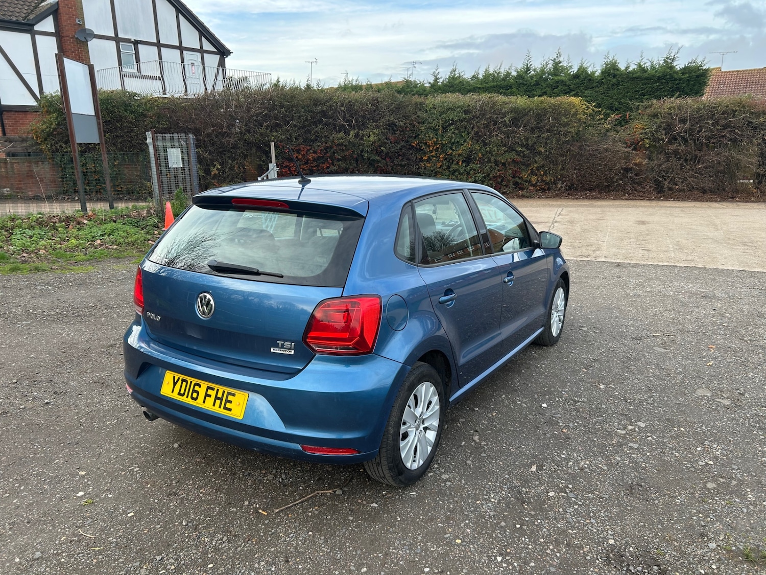 Used Volkswagen Polo 2016 for sale - 77528804: Photo 6