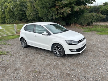 Used Volkswagen Polo 2013 for sale - 75918832: Photo
