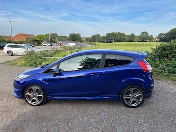 Used Ford Fiesta 2015 for sale - 78909039: Photo