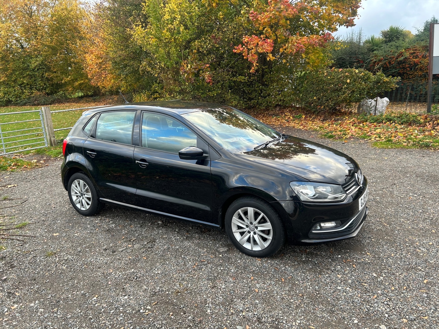 Used Volkswagen Polo 2015 for sale - 76435047: Photo 4