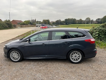 Used Ford Focus 2013 for sale - 76298920: Photo