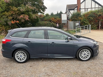 Used Ford Focus 2013 for sale - 76298920: Photo