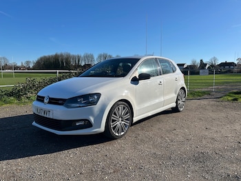 Used Volkswagen Polo 2017 for sale - 77766562: Photo