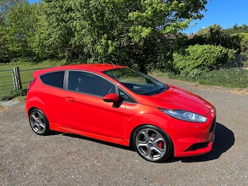 Used Ford Fiesta 2014 for sale - 78420536: Photo