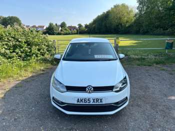 Used Volkswagen Polo 2015 for sale - 74941052: Photo