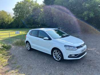 Used Volkswagen Polo 2015 for sale - 74941052: Photo