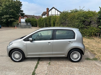 Used Volkswagen up! 2016 for sale - 79283398: Photo