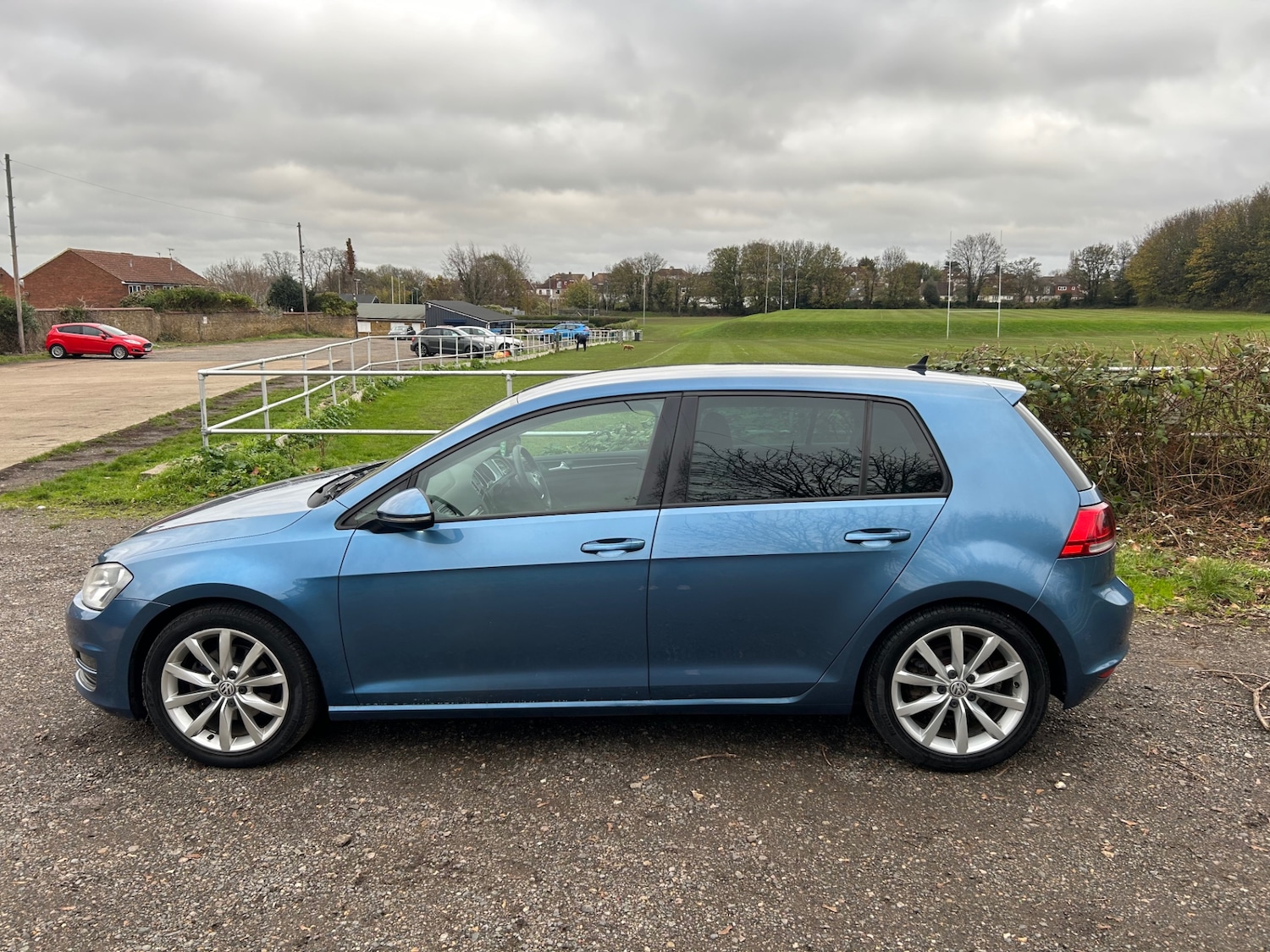 Used Volkswagen Golf 2013 for sale - 76725120: Photo 1