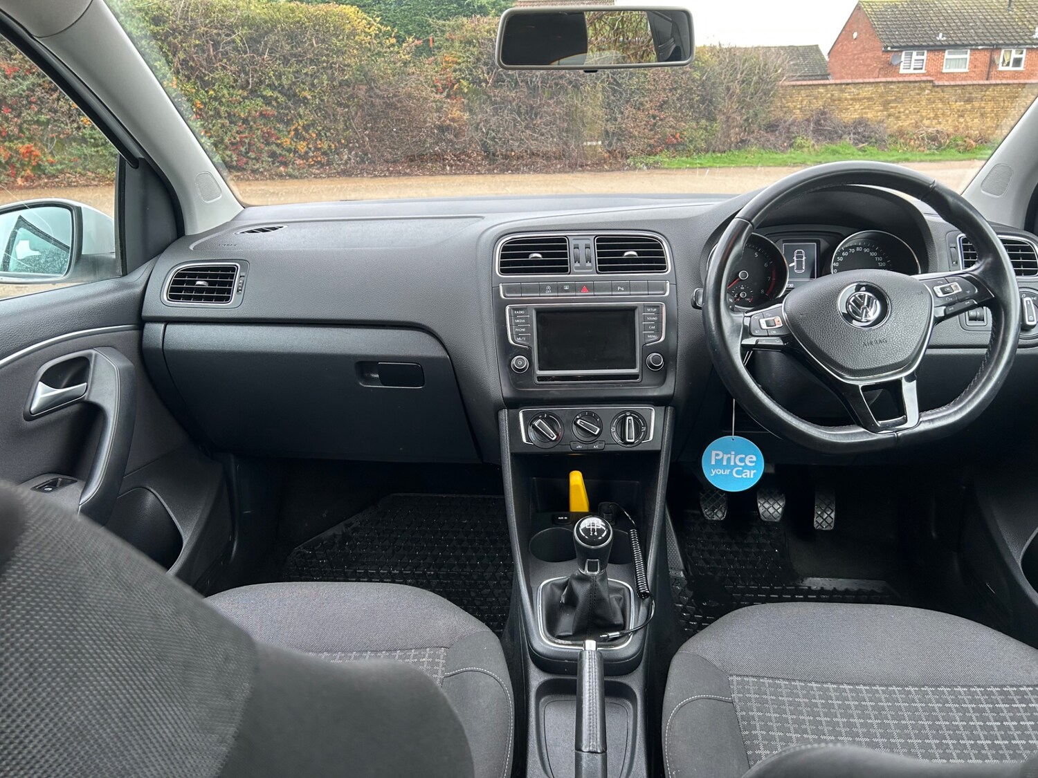 Used Volkswagen Polo 2015 for sale - 77542430: Photo 8