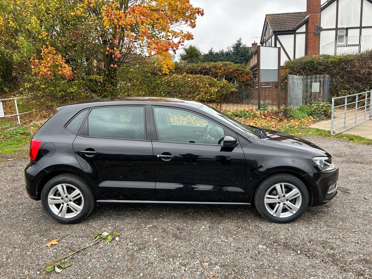 Used Volkswagen Polo 2016 for sale - 76511085: Photo 5