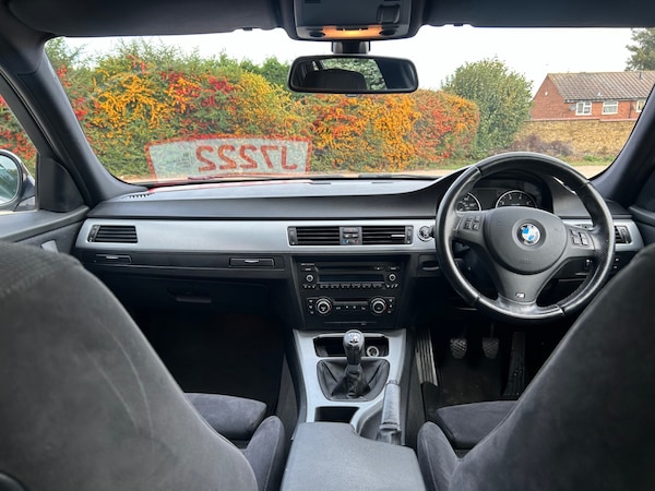 Used BMW 3 Series 2011 for sale - 76298936: Photo 10
