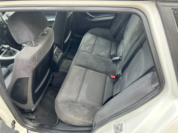 Used BMW 3 Series 2011 for sale - 76298936: Photo 9