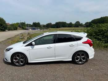 2012 (12) - 2.0T ST-2 5dr