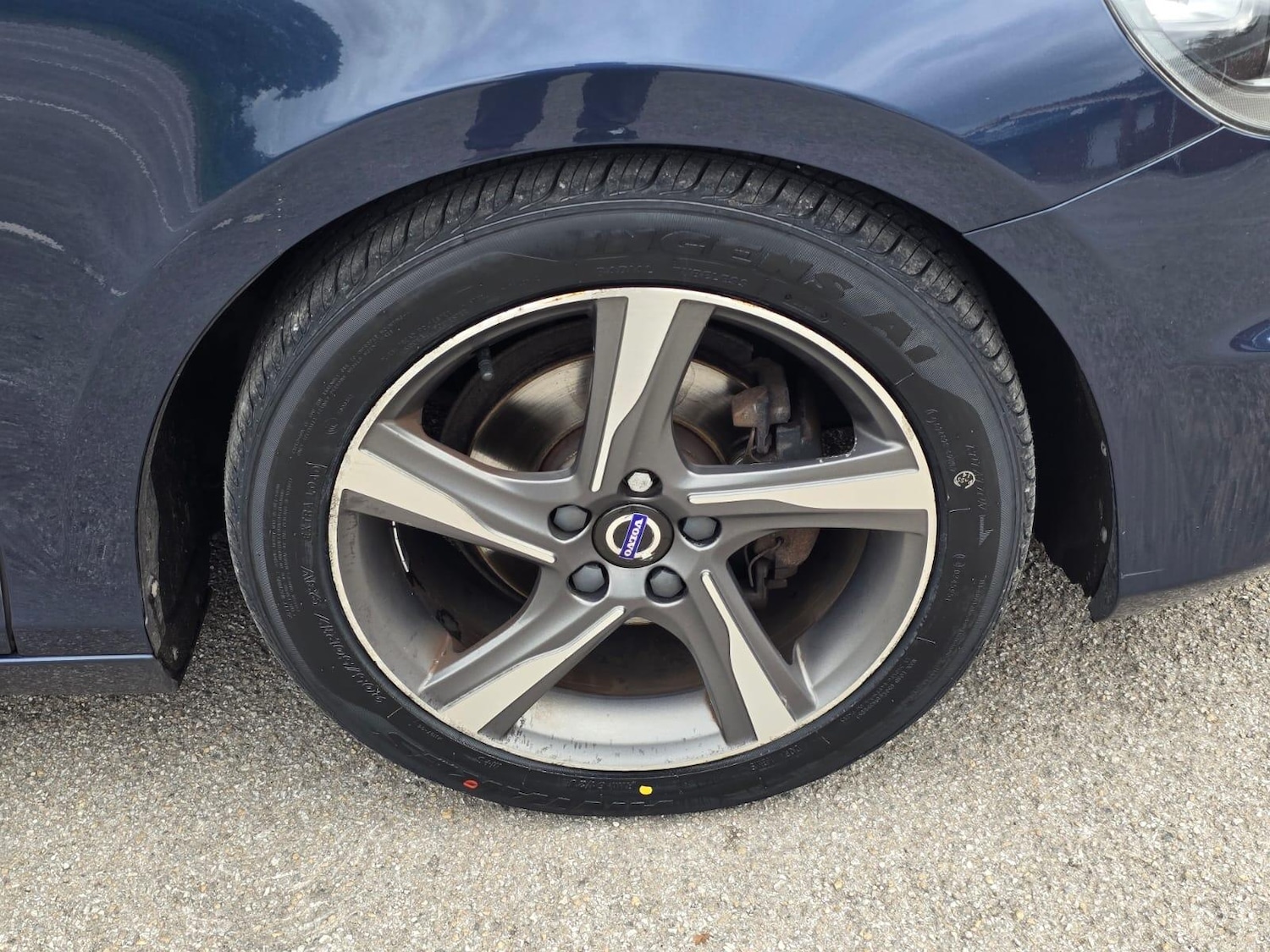 Used Volvo V40 2015 for sale - 76085272: Photo 18