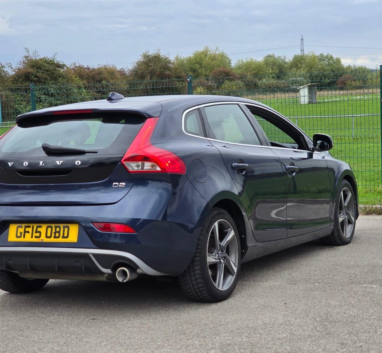 Used Volvo V40 2015 for sale - 76085272: Photo 23