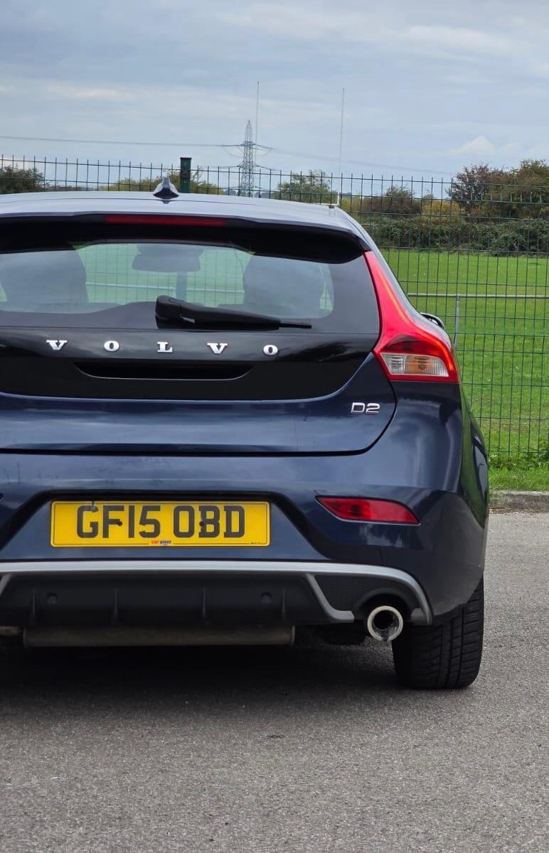 Used Volvo V40 2015 for sale - 76085272: Photo 25