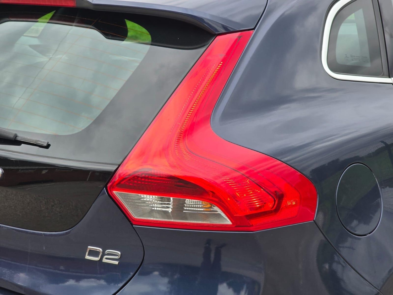 Used Volvo V40 2015 for sale - 76085272: Photo 29