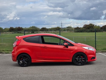 Used Ford Fiesta 2014 for sale - 75838315: Photo