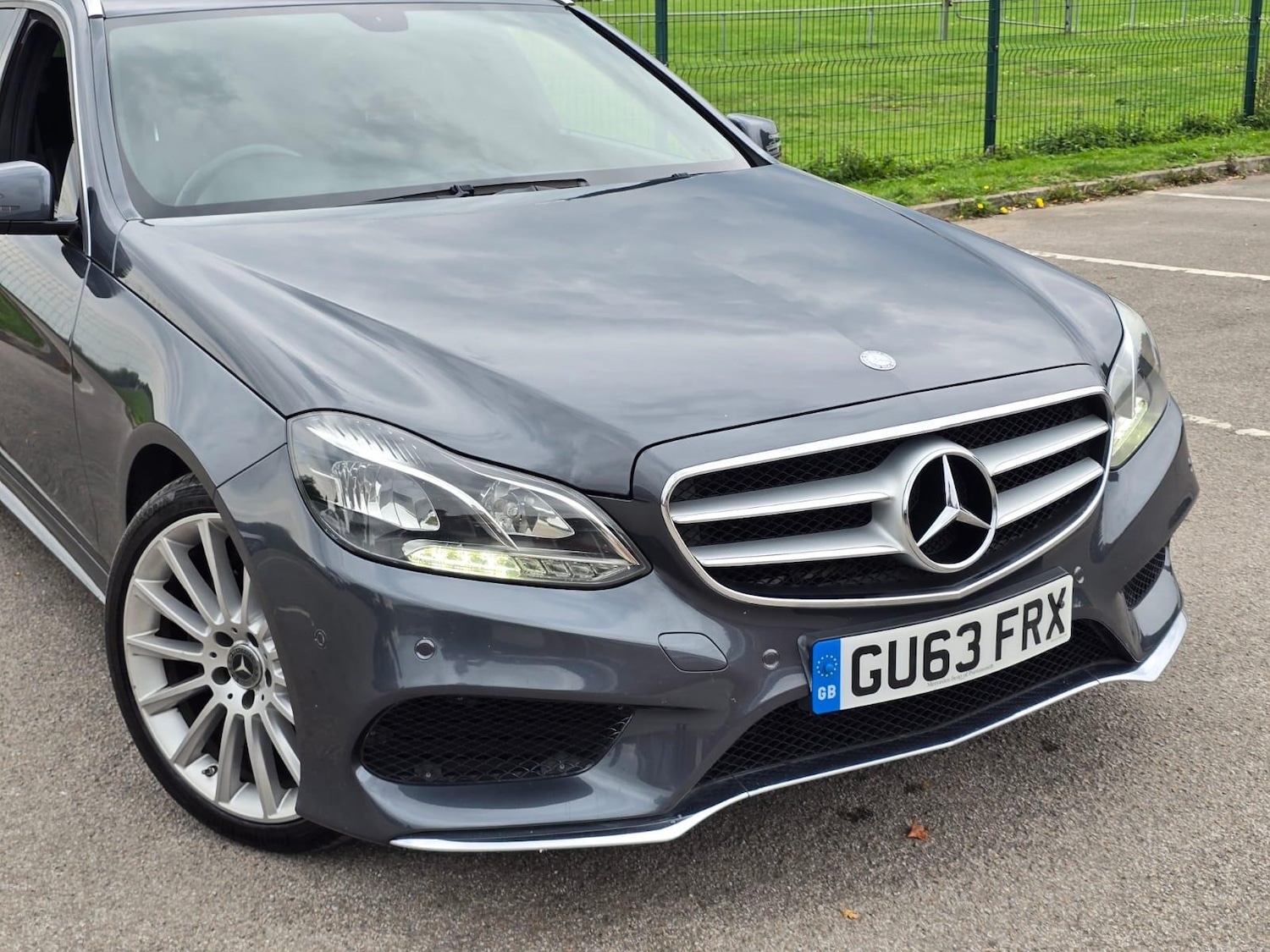 Used Mercedes-Benz E-Class 2013 for sale - 76094571: Photo 13