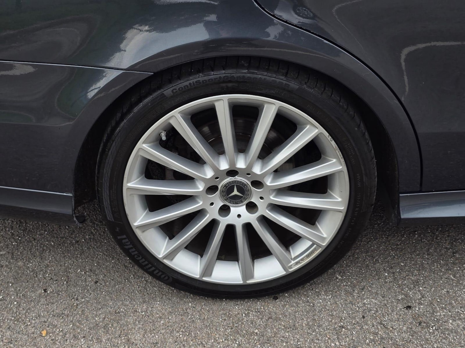 Used Mercedes-Benz E-Class 2013 for sale - 76094571: Photo 20