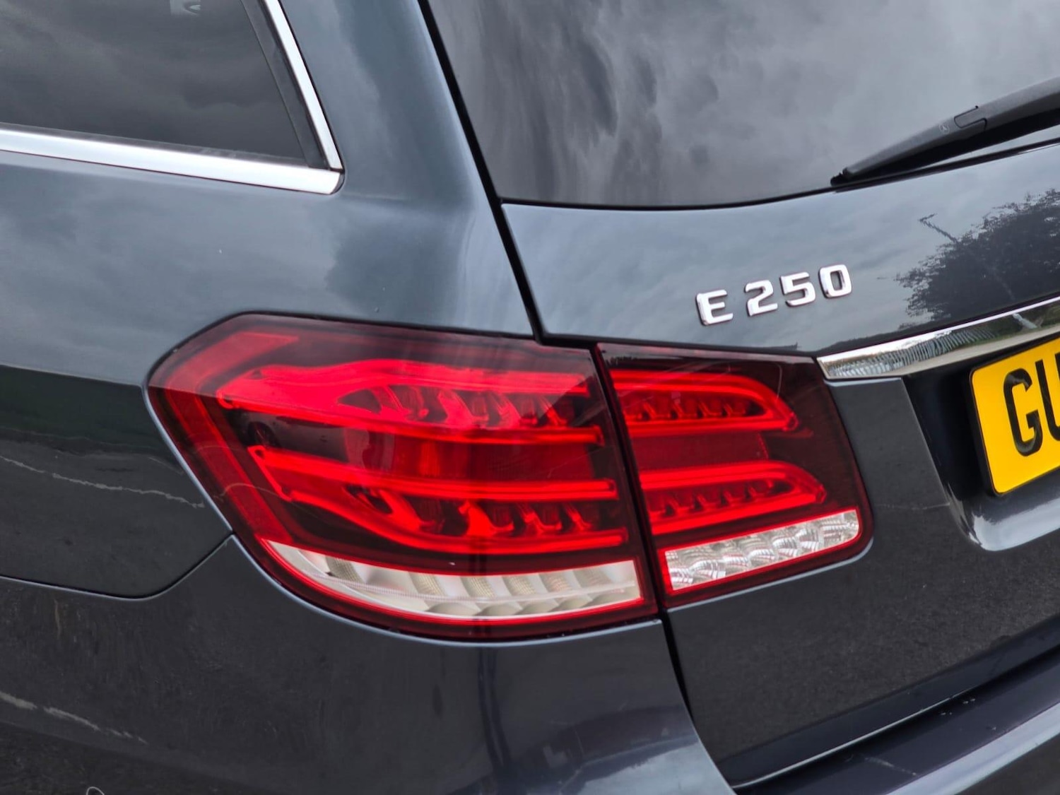 Used Mercedes-Benz E-Class 2013 for sale - 76094571: Photo 26