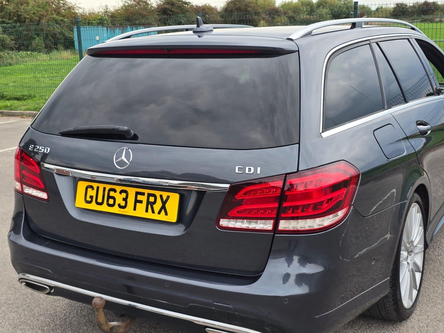 Used Mercedes-Benz E-Class 2013 for sale - 76094571: Photo 30