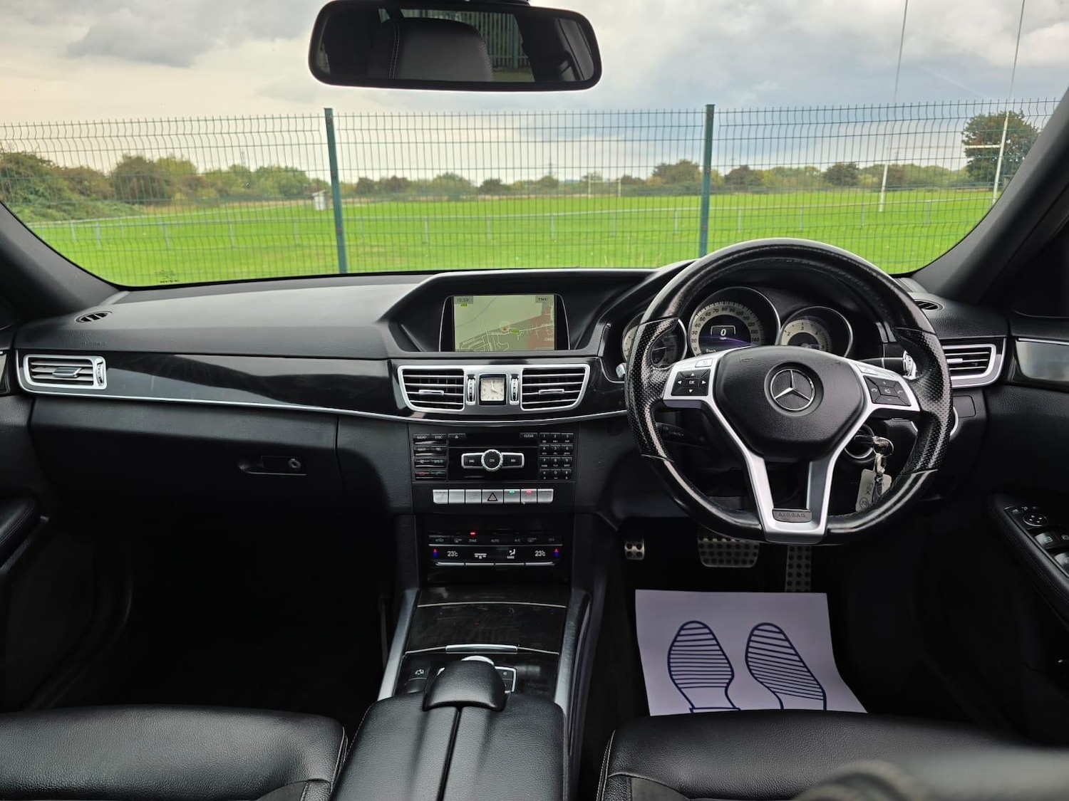 Used Mercedes-Benz E-Class 2013 for sale - 76094571: Photo 40