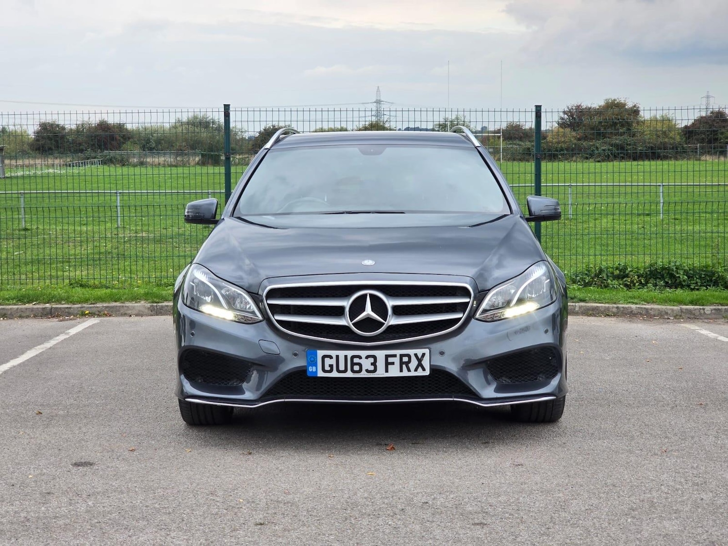 Used Mercedes-Benz E-Class 2013 for sale - 76094571: Photo 8