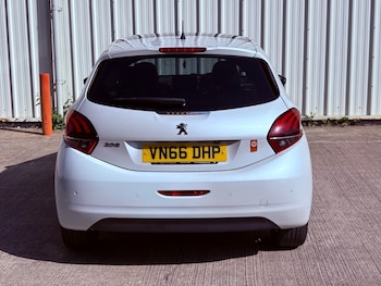 Used Peugeot 208 2016 for sale - 79144418: Photo