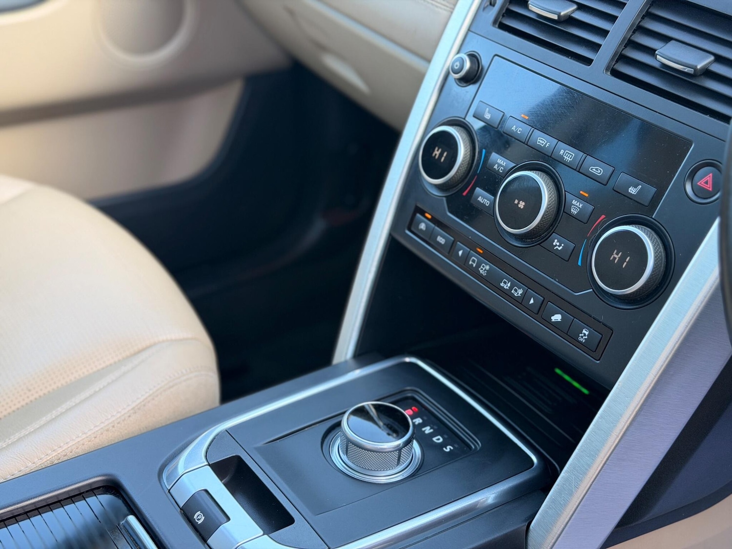 Used Land Rover Discovery Sport for sale - 77671910: Photo 14