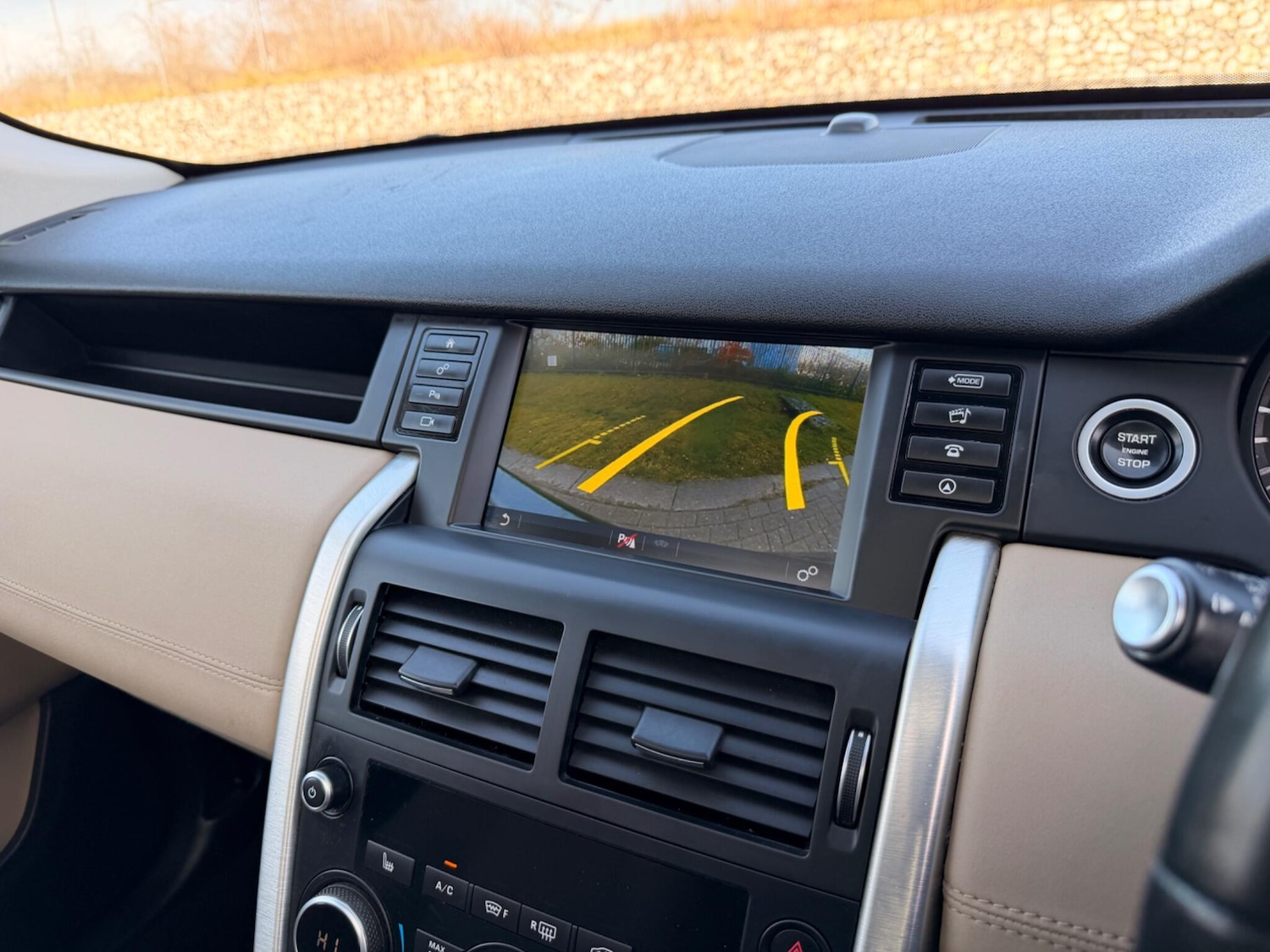 Used Land Rover Discovery Sport for sale - 77671910: Photo 18