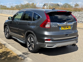 Used Honda CR-V 2015 for sale - 79609445: Photo