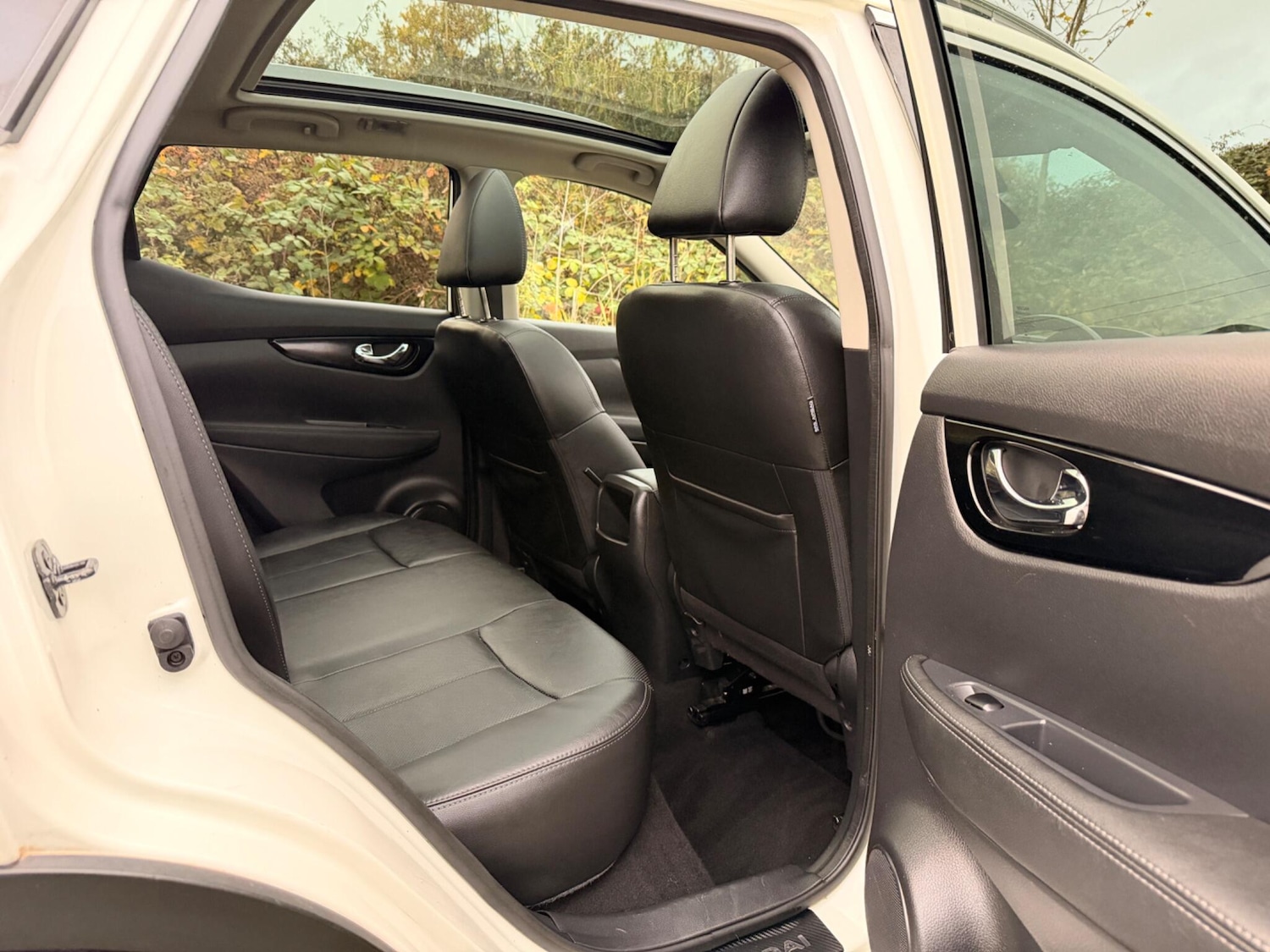 Used Nissan Qashqai 2015 for sale - 76473667: Photo 11