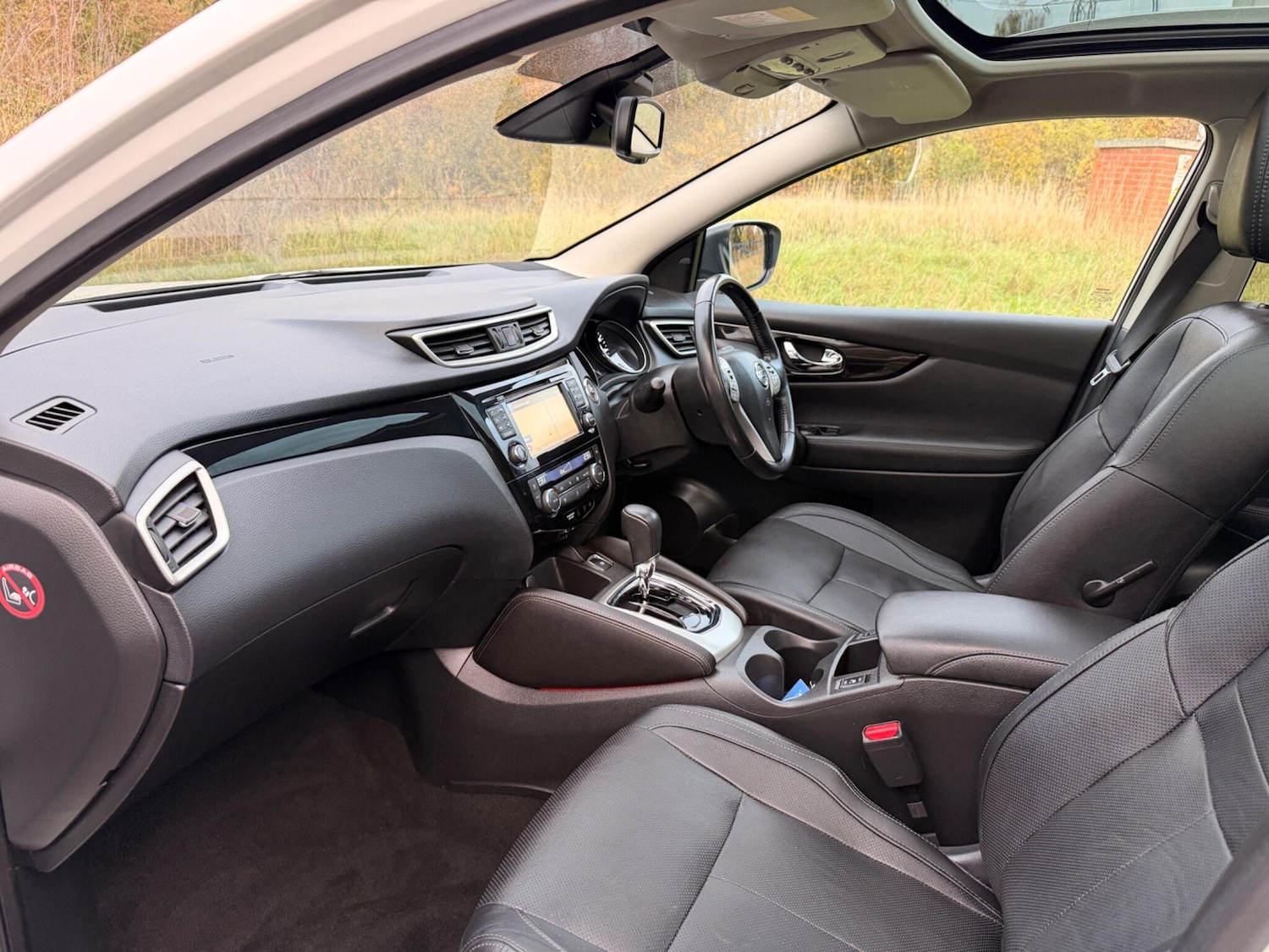 Used Nissan Qashqai 2015 for sale - 76473667: Photo 44