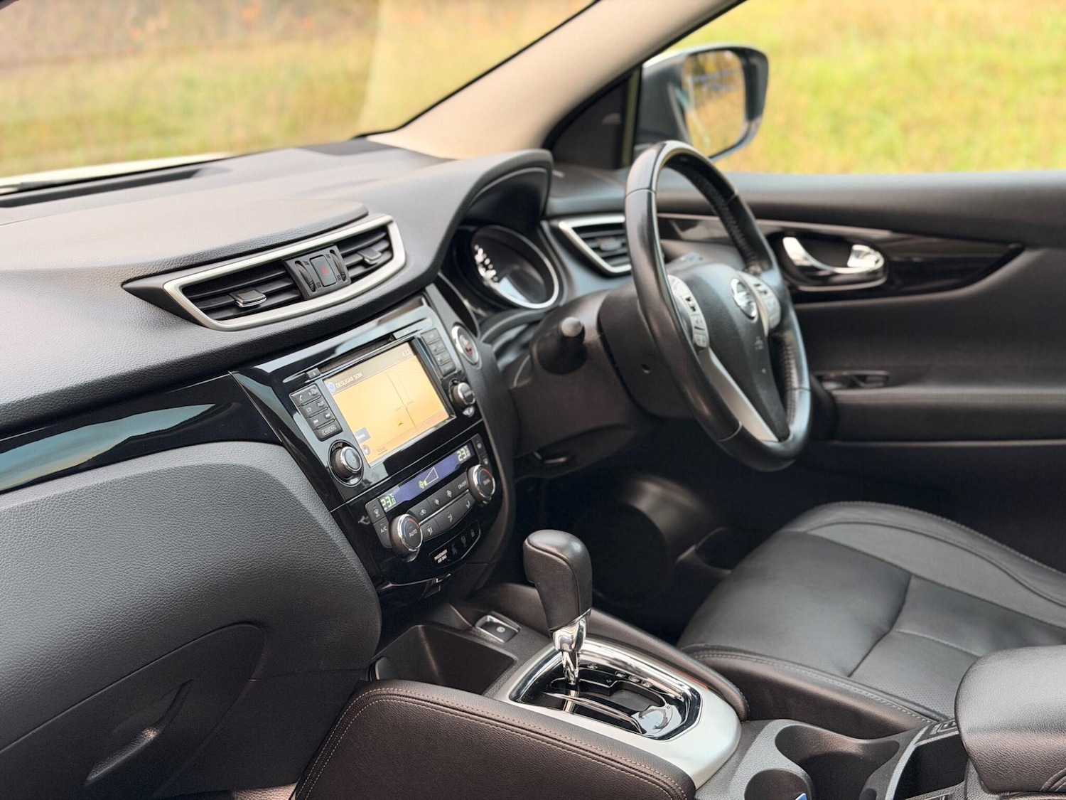 Used Nissan Qashqai 2015 for sale - 76473667: Photo 8