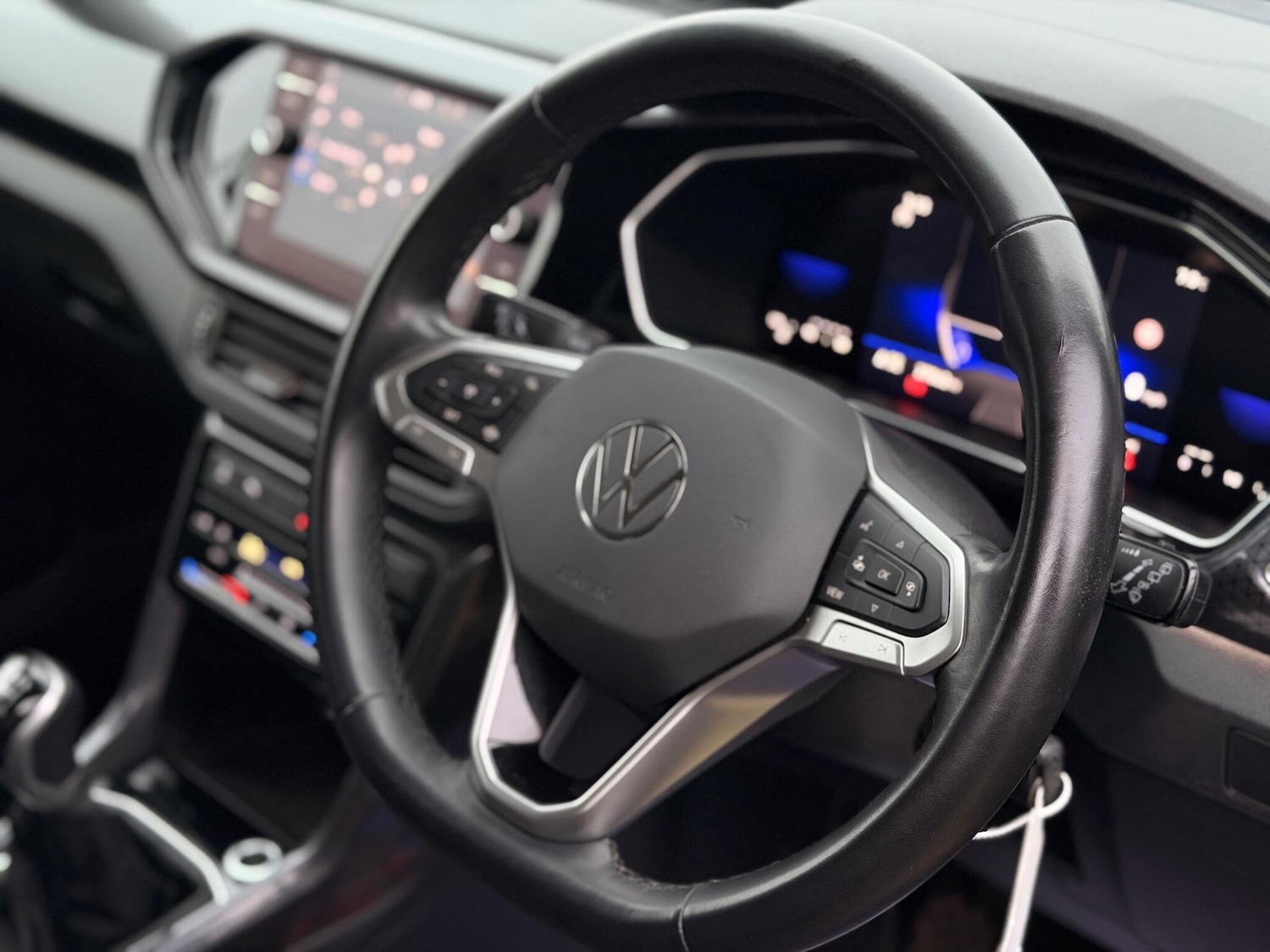 Used Volkswagen T-Cross 2024 for sale - 77426199: Photo 25