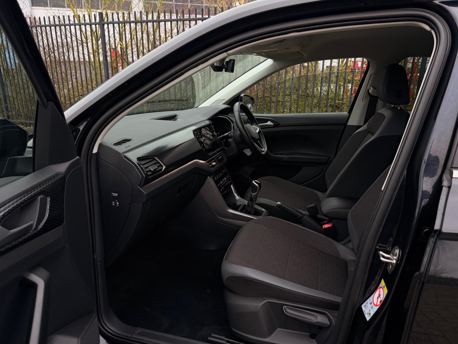 Used Volkswagen T-Cross 2024 for sale - 77426199: Photo 29