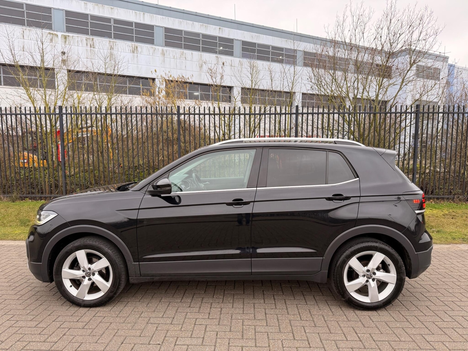Used Volkswagen T-Cross 2024 for sale - 77426199: Photo 35