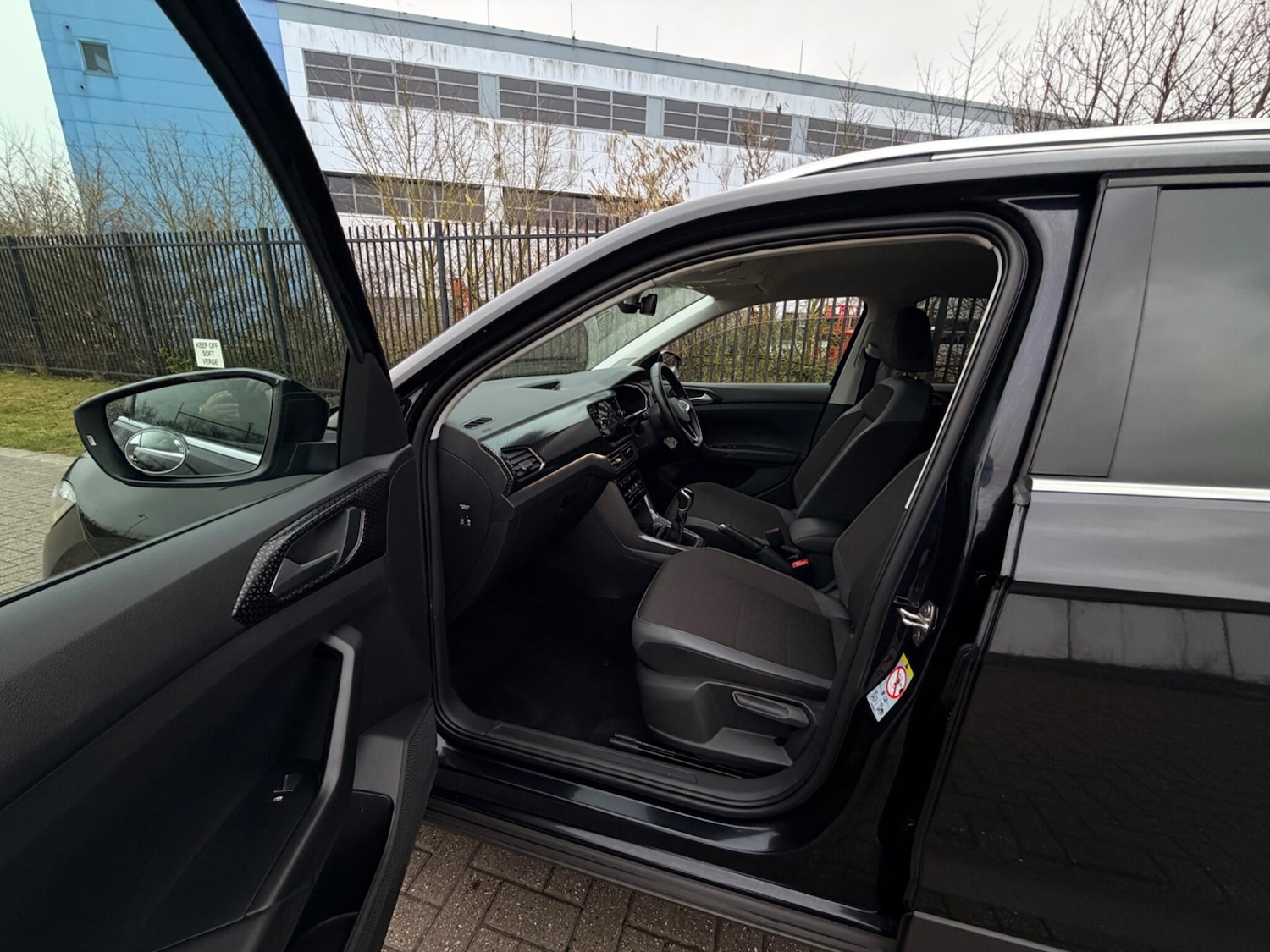 Used Volkswagen T-Cross 2024 for sale - 77426199: Photo 36