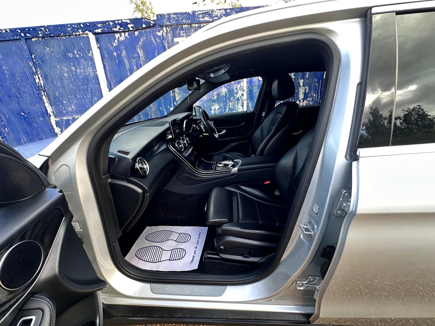 Vehicle 33