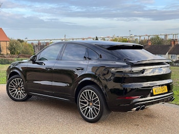 Used Porsche Cayenne 2019 for sale - 75198957: Photo