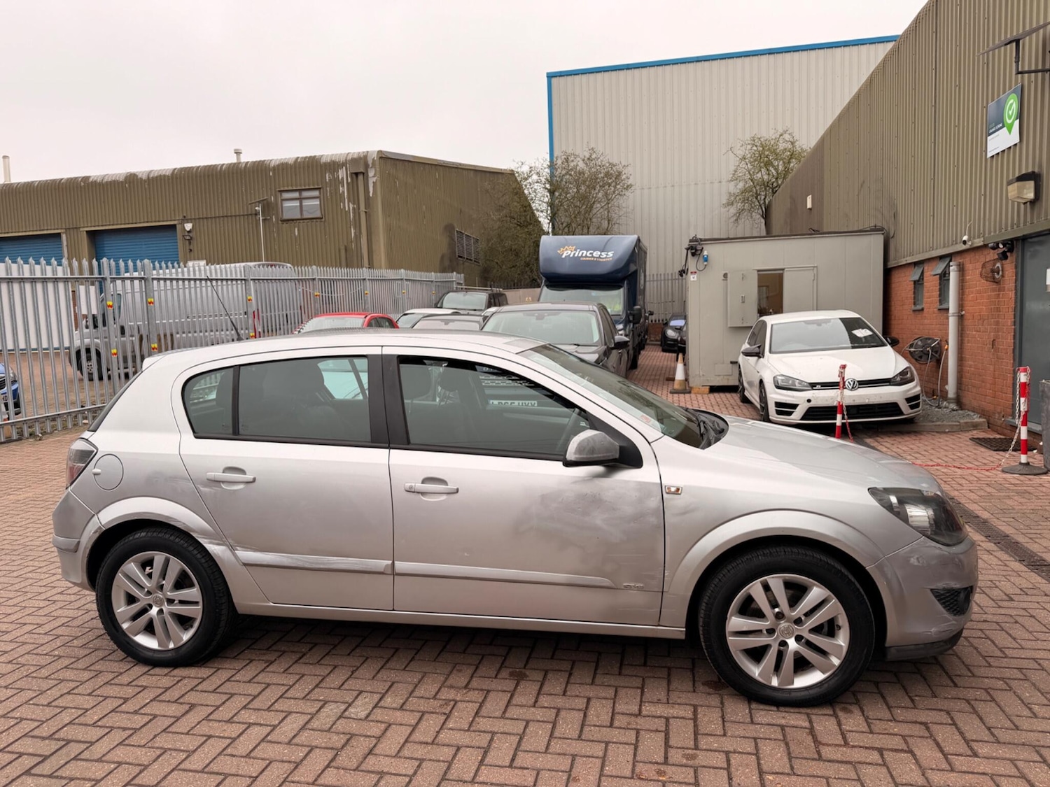 Used Vauxhall Astra 2009 for sale - 77793937: Photo 11