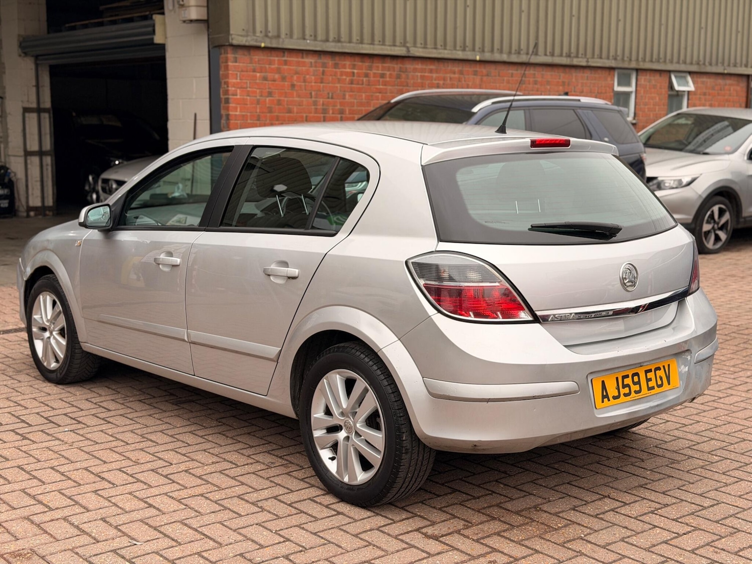 Used Vauxhall Astra 2009 for sale - 77793937: Photo 5