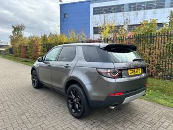 Used Land Rover Discovery Sport 2016 for sale - 75128157: Photo
