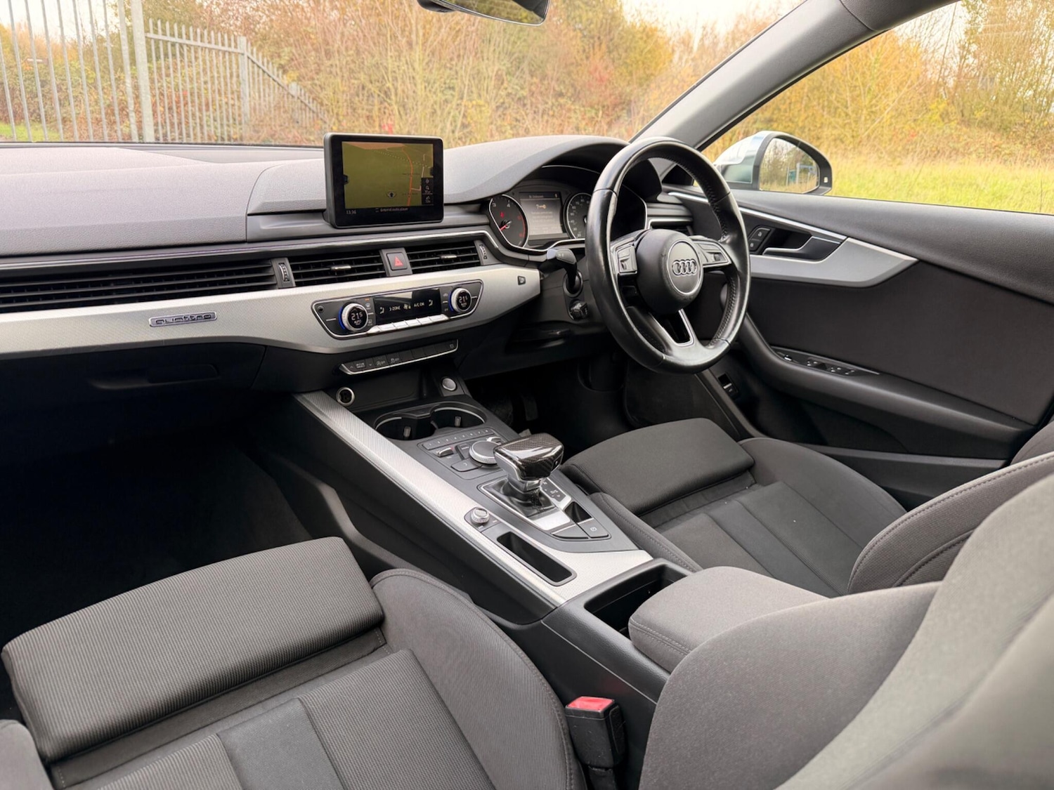 Used Audi A4 Avant 2016 for sale - 76658640: Photo 19