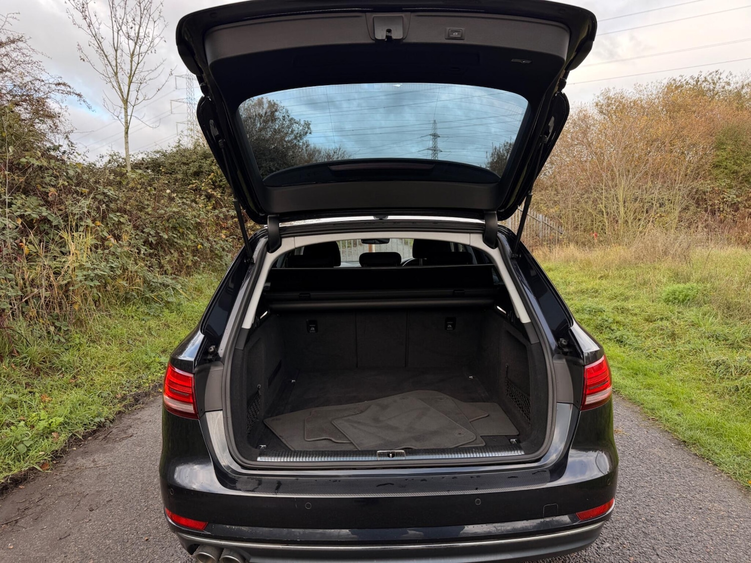 Used Audi A4 Avant 2016 for sale - 76658640: Photo 27